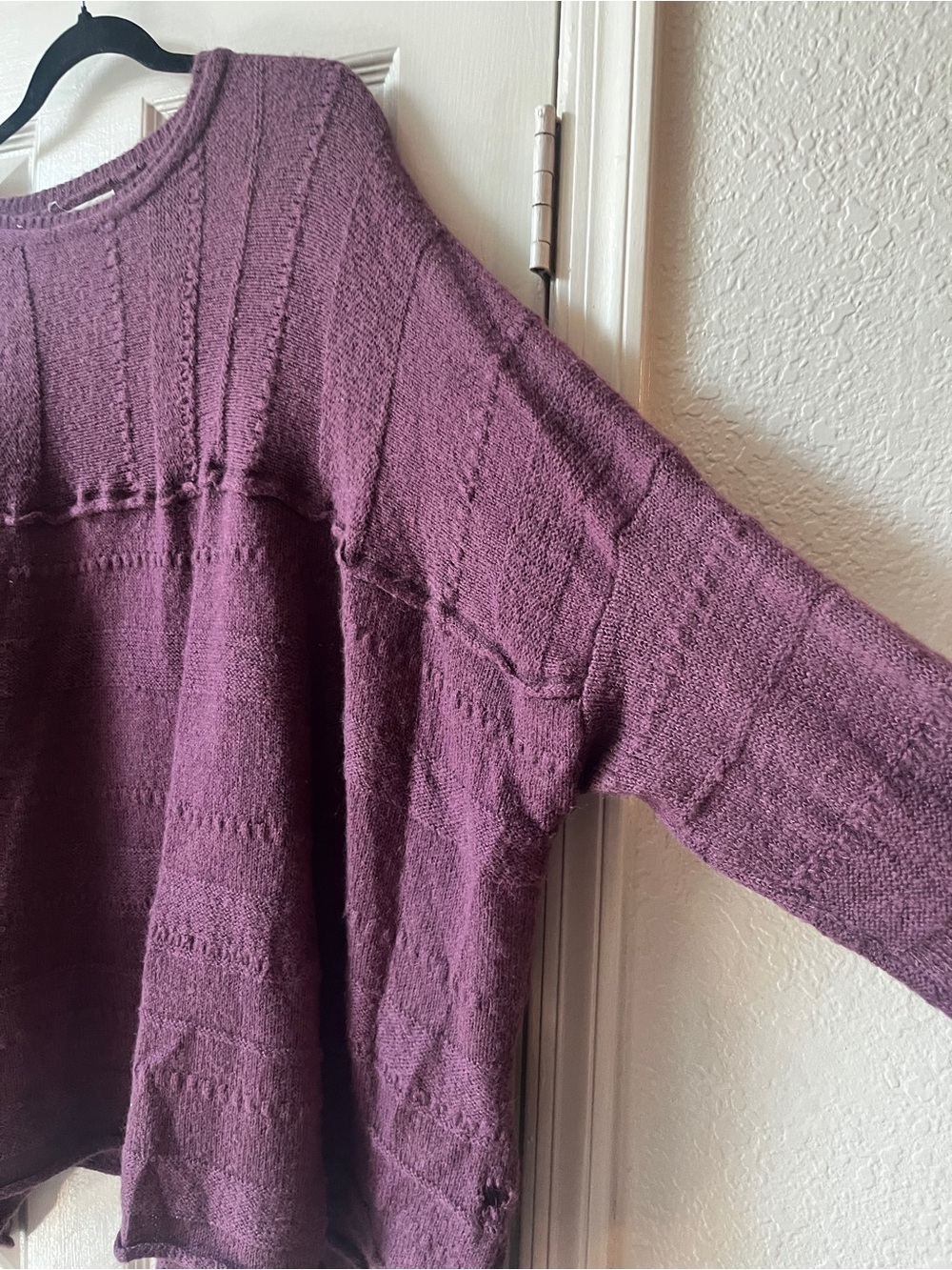 easel Women's Scoop Neck Sweater in Plum 3xl - Picture 6 of 8